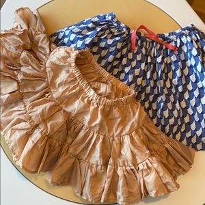 Mini Boden blue pattern and golden ruffle skirt